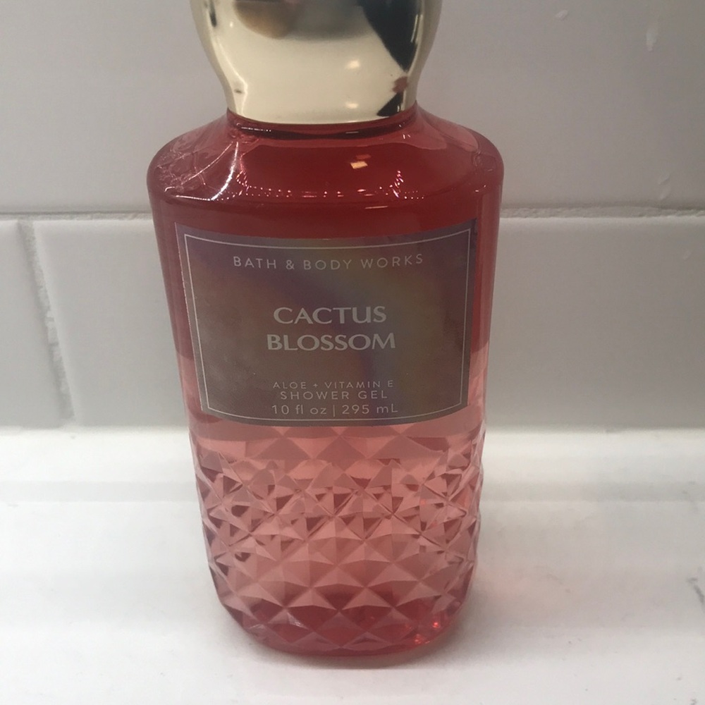 NWT! RARE! BBW Cactus Blossom Shower Gel